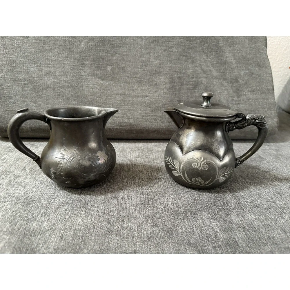 Antique Columbia Silver Co Creamer, quadruple plate. Forbes Silver Co 151 Creame
